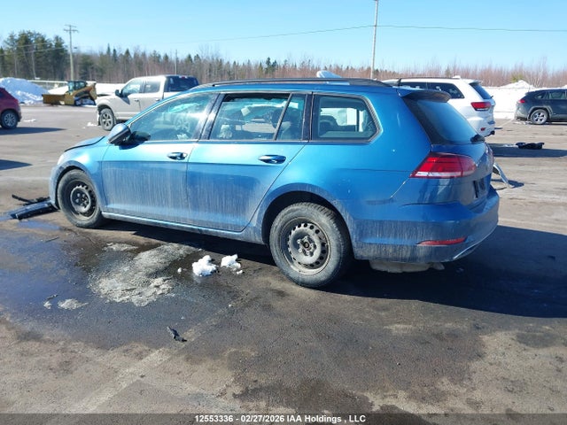 3VW217AU5JM767581 Volkswagen Golf Sportwagen S