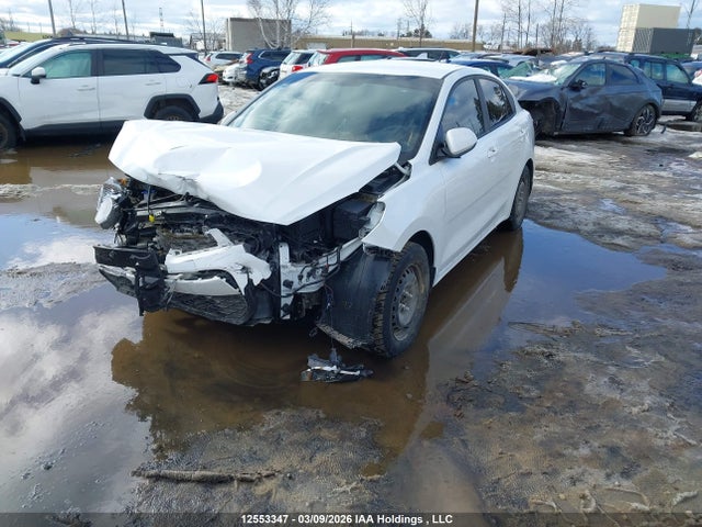 3KPA24ABXJE128261 KIA Rio