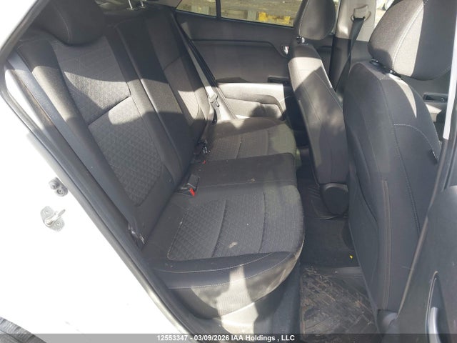3KPA24ABXJE128261 KIA Rio