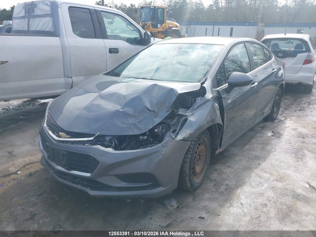 1G1BE5SM9J7234954 Chevrolet Cruze