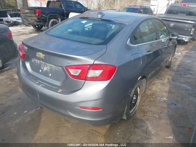 1G1BE5SM9J7234954 Chevrolet Cruze