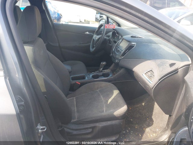1G1BE5SM9J7234954 Chevrolet Cruze