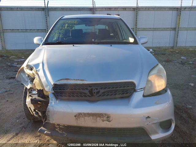 2005 Toyota Matrix Wagon მანქანა იყიდება აუქციონზე, vin: 2T1KR32E05C902458, აუქციონის ნომერი: 12553398