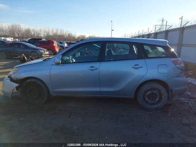 2005 Toyota Matrix Wagon მანქანა იყიდება აუქციონზე, vin: 2T1KR32E05C902458, აუქციონის ნომერი: 12553398