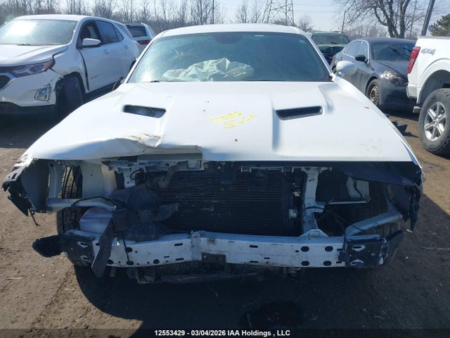2C3CDZGGXJH133066 Dodge Challenger Gt