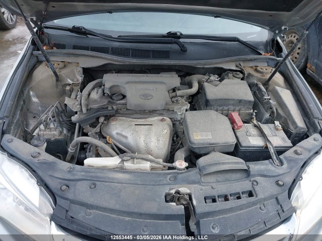 12553445 :رقم المزاد ، 4T1BF1FK9HU338115 vin ، 2017 Toyota Camry Le/xle/se/xse مزاد بيع