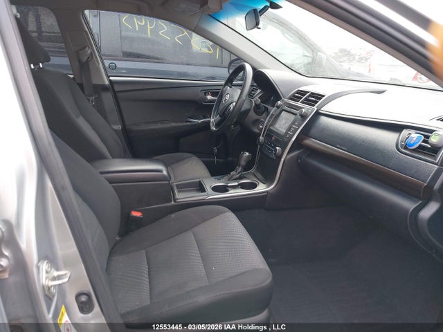 12553445 :رقم المزاد ، 4T1BF1FK9HU338115 vin ، 2017 Toyota Camry Le/xle/se/xse مزاد بيع
