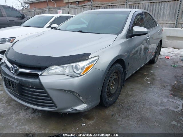12553445 :رقم المزاد ، 4T1BF1FK9HU338115 vin ، 2017 Toyota Camry Le/xle/se/xse مزاد بيع