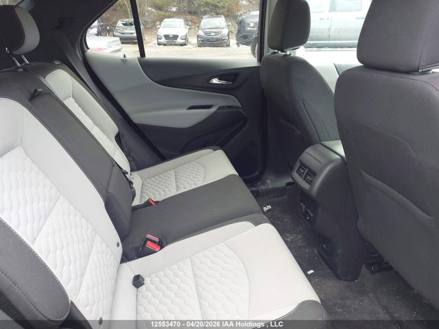 2GNAXTEXXJ6185553 Chevrolet EQUINOX LT