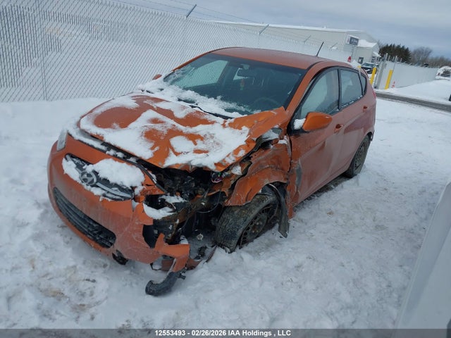 KMHCT5AE8GU261337 Hyundai ACCENT SE