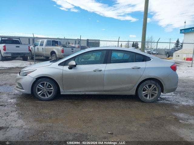 3G1BE5SMXGS599864 Chevrolet Cruze Lt Auto