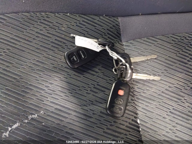 2001 Toyota Rav4 მანქანა იყიდება აუქციონზე, vin: JTEHH20V710027583, აუქციონის ნომერი: 12553498