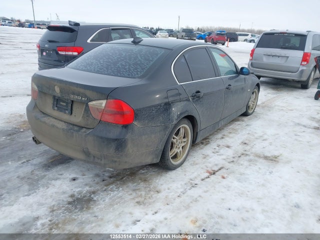 2006 Bmw 330xi მანქანა იყიდება აუქციონზე, vin: WBAVD33536KL53166, აუქციონის ნომერი: 12553514