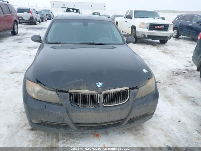 2006 Bmw 330xi მანქანა იყიდება აუქციონზე, vin: WBAVD33536KL53166, აუქციონის ნომერი: 12553514