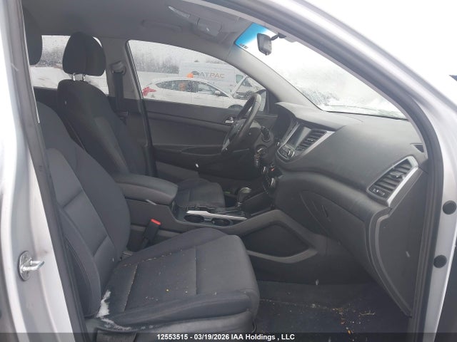 KM8J33A42JU630736 Hyundai Tucson Premium 2.0l