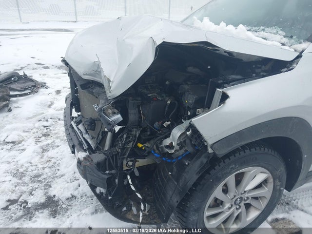 KM8J33A42JU630736 Hyundai Tucson Premium 2.0l