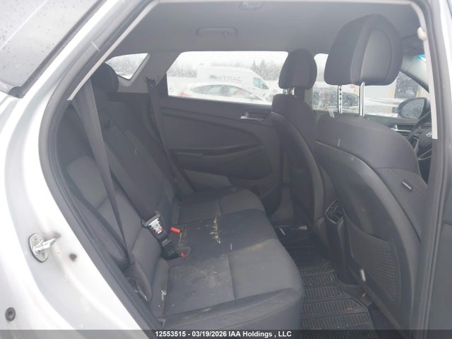 KM8J33A42JU630736 Hyundai Tucson Premium 2.0l