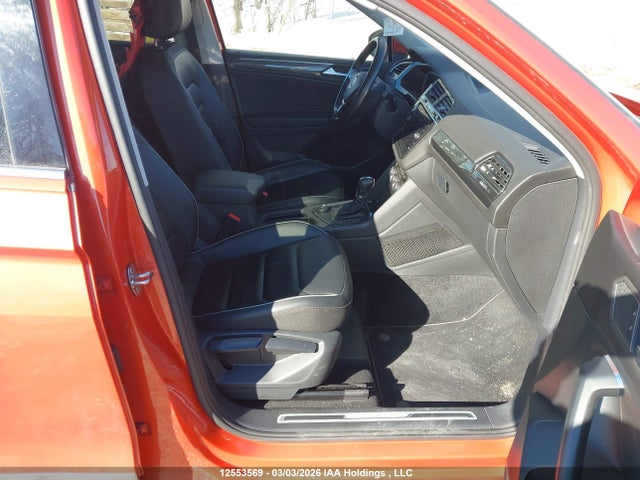 2019 Volkswagen Tiguan Highline მანქანა იყიდება აუქციონზე, vin: 3VV4B7AX5KM107966, აუქციონის ნომერი: 12553569