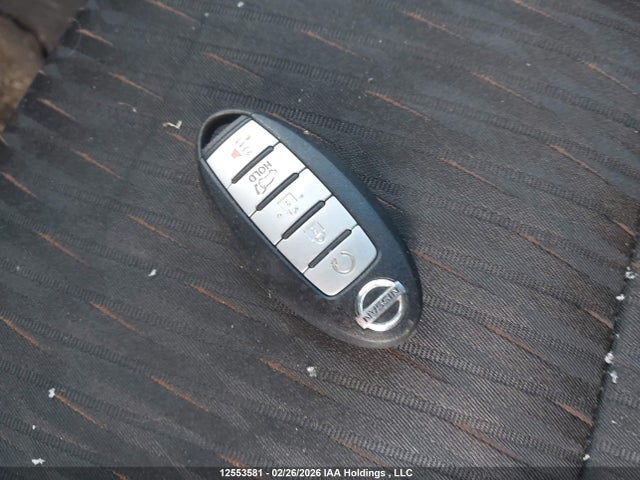 5N1AT2MM9HC748109 Nissan Rogue S/sl Platinum/sv