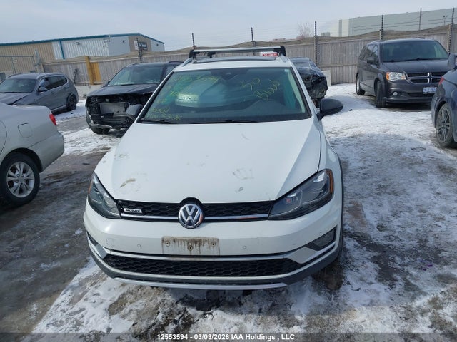 3VWM17AU9JM766605 Volkswagen Golf Alltrack 1.8 Tsi