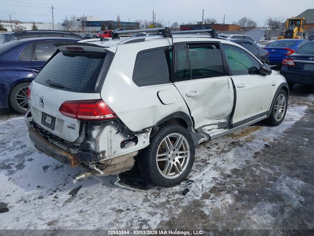 3VWM17AU9JM766605 Volkswagen Golf Alltrack 1.8 Tsi
