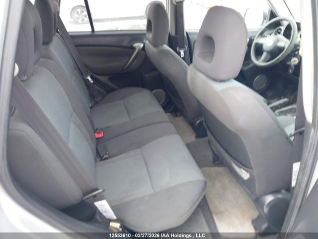 2005 Toyota Rav4 მანქანა იყიდება აუქციონზე, vin: JTEHD20V756027453, აუქციონის ნომერი: 12553610