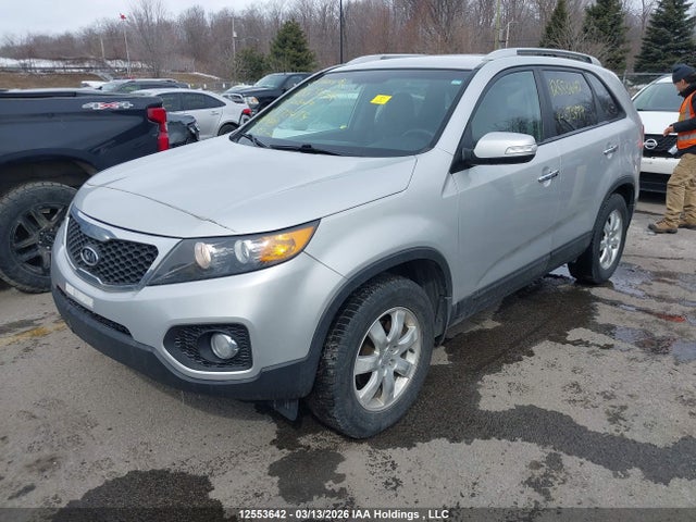 12553642 :رقم المزاد ، 5XYKT3A64DG373479 vin ، 2013 Kia Sorento Lx مزاد بيع