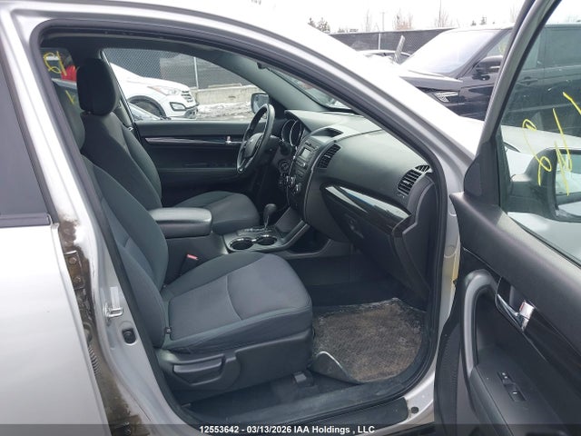 12553642 :رقم المزاد ، 5XYKT3A64DG373479 vin ، 2013 Kia Sorento Lx مزاد بيع