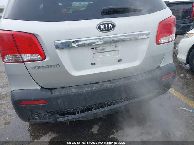 12553642 :رقم المزاد ، 5XYKT3A64DG373479 vin ، 2013 Kia Sorento Lx مزاد بيع