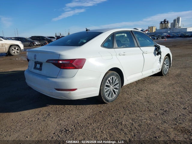 3VWE57BU2MM029399 Volkswagen Jetta Highline