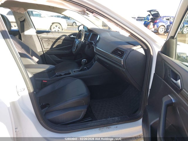 3VWE57BU2MM029399 Volkswagen Jetta Highline