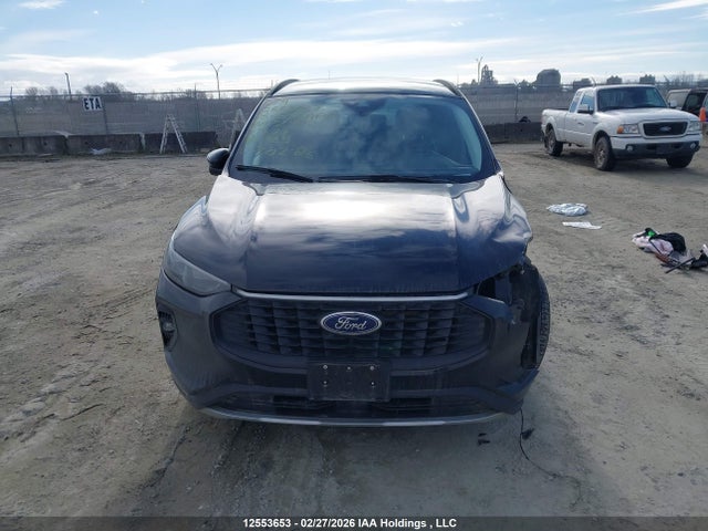 12553653 :رقم المزاد ، 1FMCU9JA8SUA72942 vin ، 2025 Ford Escape Platinum مزاد بيع
