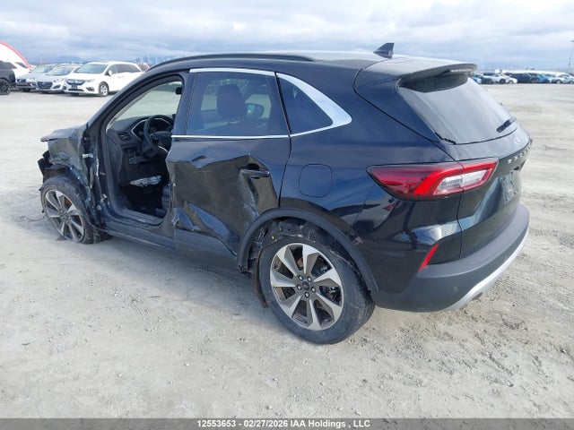 12553653 :رقم المزاد ، 1FMCU9JA8SUA72942 vin ، 2025 Ford Escape Platinum مزاد بيع