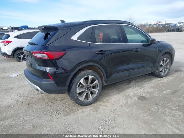 12553653 :رقم المزاد ، 1FMCU9JA8SUA72942 vin ، 2025 Ford Escape Platinum مزاد بيع