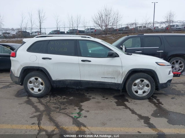 2015 Jeep Cherokee Sport მანქანა იყიდება აუქციონზე, vin: 1C4PJMAB4FW601033, აუქციონის ნომერი: 12553665