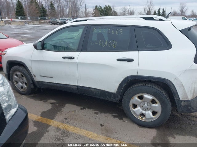2015 Jeep Cherokee Sport მანქანა იყიდება აუქციონზე, vin: 1C4PJMAB4FW601033, აუქციონის ნომერი: 12553665