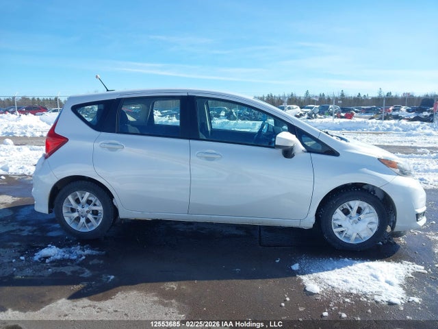 3N1CE2CP8JL367867 Nissan Versa Note 1.6 S/1.6 Sr/1.6 Sv