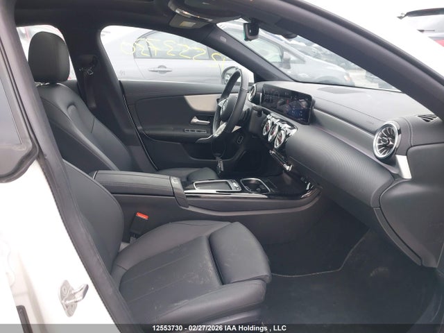 W1K5J4HB7SN529490 Mercedes-Benz CLA 250 4MATIC