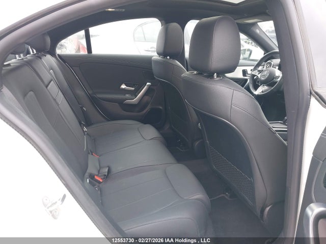 W1K5J4HB7SN529490 Mercedes-Benz CLA 250 4MATIC