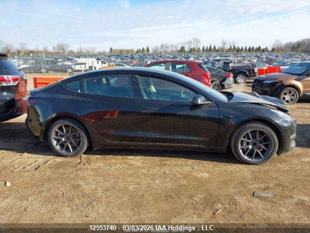 5YJ3E1EAXNF258380 Tesla MODEL 3