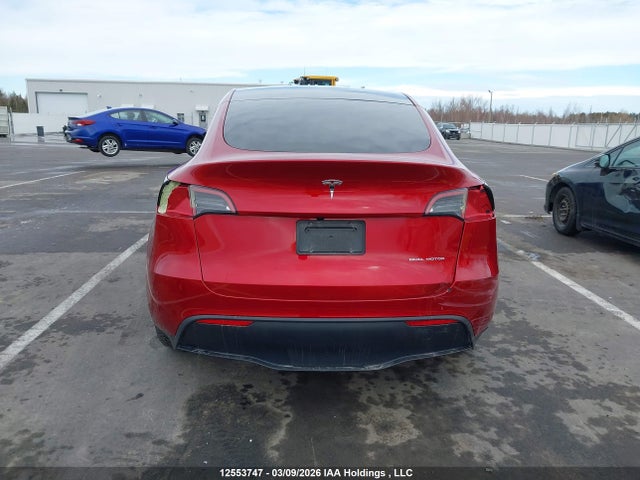 2024 Tesla Model Y მანქანა იყიდება აუქციონზე, vin: 7SAYGDEE8RF043206, აუქციონის ნომერი: 12553747