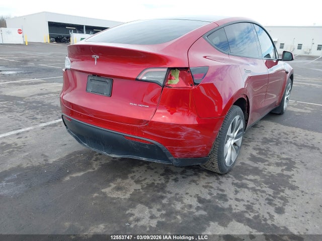 2024 Tesla Model Y მანქანა იყიდება აუქციონზე, vin: 7SAYGDEE8RF043206, აუქციონის ნომერი: 12553747