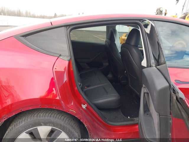 2024 Tesla Model Y მანქანა იყიდება აუქციონზე, vin: 7SAYGDEE8RF043206, აუქციონის ნომერი: 12553747