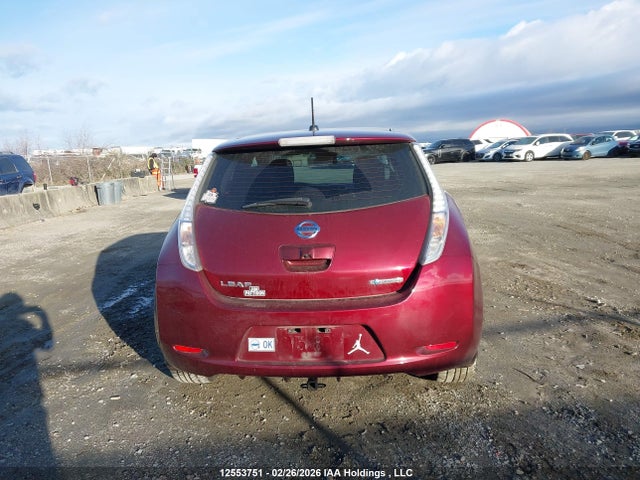 1N4BZ0CP4HC304553 Nissan Leaf S/sv/sl