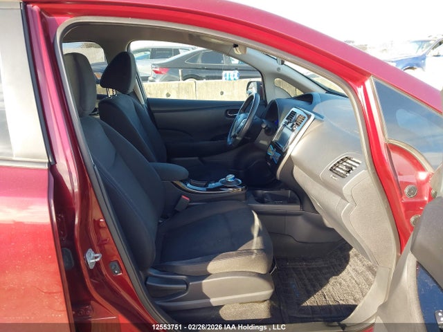 1N4BZ0CP4HC304553 Nissan Leaf S/sv/sl