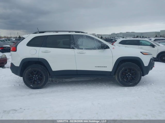 Продажа на аукционе авто 2017 Jeep Cherokee Trailhawk, vin: 1C4PJMBS9HW555149, номер лота: 12553774