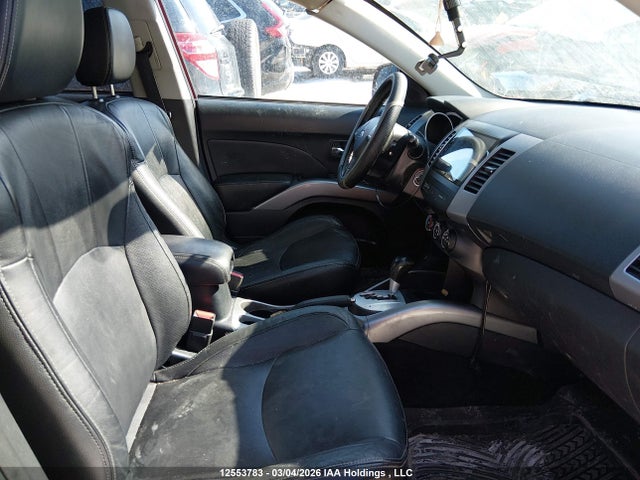 12553783 :رقم المزاد ، JA4AT2AW1CU604707 vin ، 2012 Mitsubishi Outlander Es مزاد بيع