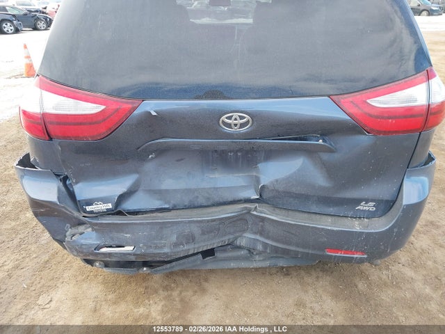 Продажа на аукционе авто 2017 Toyota Sienna Le, vin: 5TDJZ3DC0HS169492, номер лота: 12553789