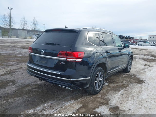 12553794 :رقم المزاد ، 1V2TR2CAXJC596669 vin ، 2018 Volkswagen Atlas Execline مزاد بيع