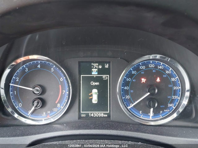 2T1BURHE1HC783901 Toyota COROLLA SE
